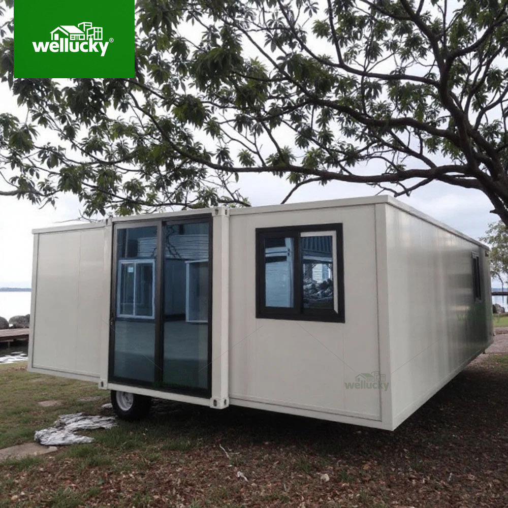 Roof of folding container house