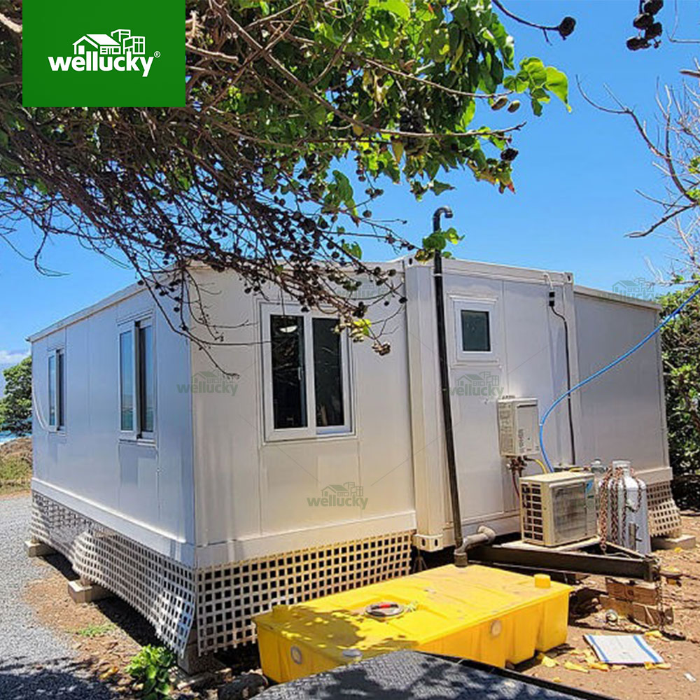 Single modular container house used for emergency and temporary housing